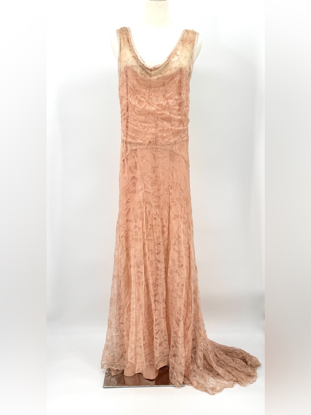Antique 1930 Lace Silk Formal Dress with Train - Picture 5 of 12